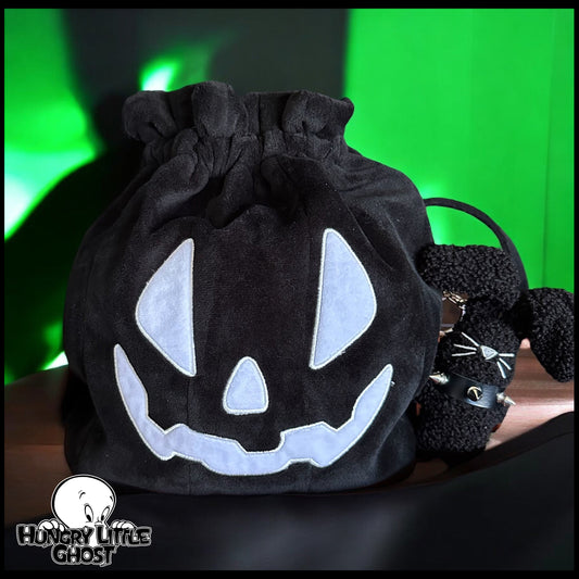 Hungry Little Ghost Pumpkin Pixie Purse (White)